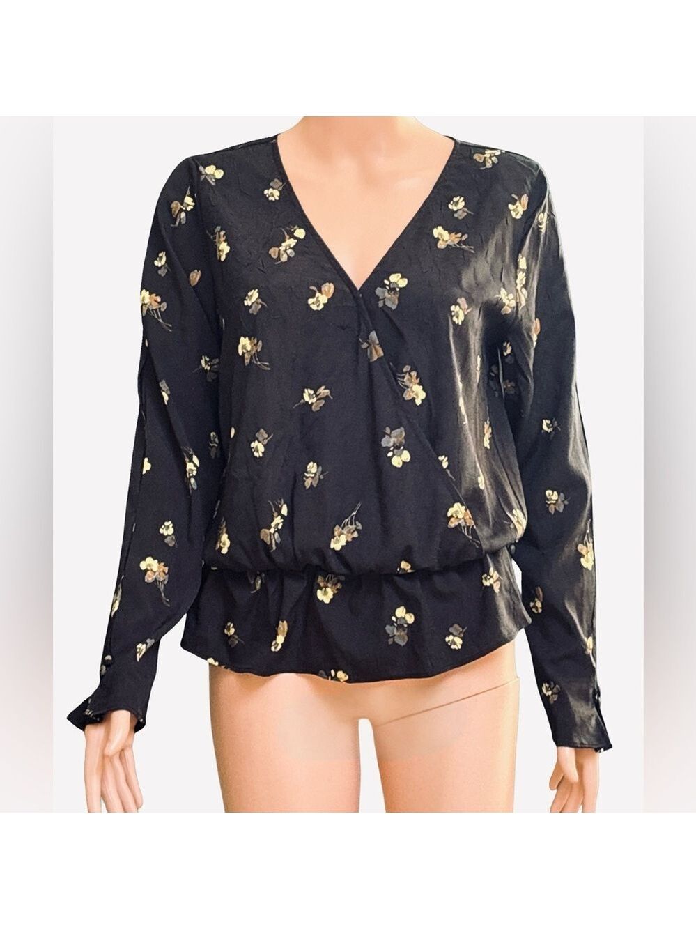 Chelsea28 Floral V-Neck Long Sleeve Black Blouse S